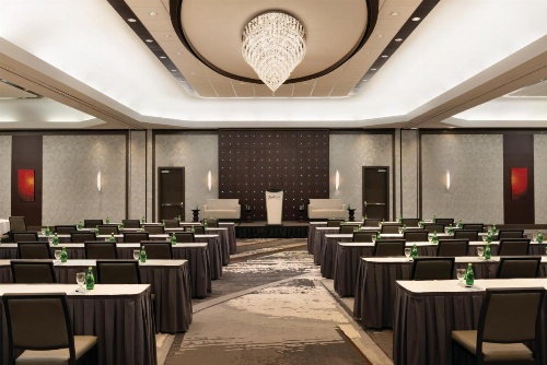 Radisson Hotel Vancouver Airport image 6